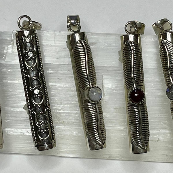 Fiole de cachette de conception géométrique en argent sterling/collier de boîte de prière/collier de poison/pendentif de boîte de pilule