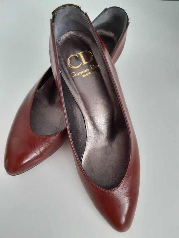 Vintage 1980's Leather Pumps
