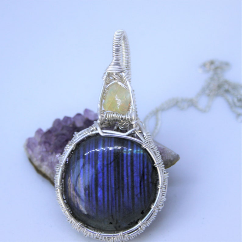 Mineralogy Raw welo Opal necklace and blue Labradorite Lithotherapy Wire Wrapping silver-plated copper wire