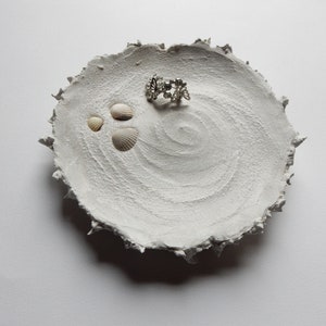 Ring Dish, Trinket Dish, Jewelry Dish, Ring Plate, Trinket Plate, Jewelry Holder, Concrete Plate, White Dish