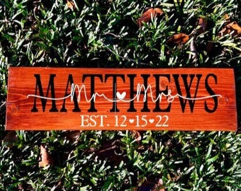 Wedding Gift Personalized, Bridal Shower Gift, Mr and Mrs Gift, Wedding Sign, Last Name Sign, Established Date Sign, Gift for Mr. and Mrs.
