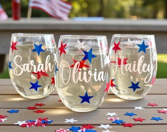 4th of July Wine Glass, Personalized Patriotic Glass, Memorial Day Party Cups, Custom Name Wine Glass, BBQ Party Glass, Summer Party