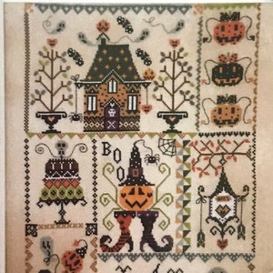 CUORE e BATTICUORE "Halloween in Quilt" Counted Cross Stitch Pattern~Italian Cross Stitch Pattern~Halloween Cross Stitch~Quilt Cross Stitch