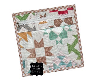Quilt Block Quilted Vinyl Front Project Bag Zippered Storage for Sewing, Embroidery, Cross Stitch, Crochet, Quilting, Unique Crafter Gift