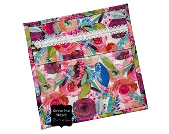 Floral Watercolor Print Handmade Quilted Vinyl Front Project Bag Sewing, Embroidery, Cross Stitch, Crochet, Quilting, Unique Crafter Gift