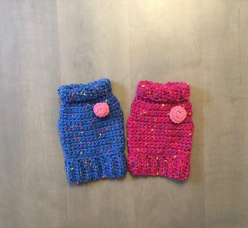 Tiny teacup dog/puppy sweater blue or pink for dogs 2-3 pounds. image 1