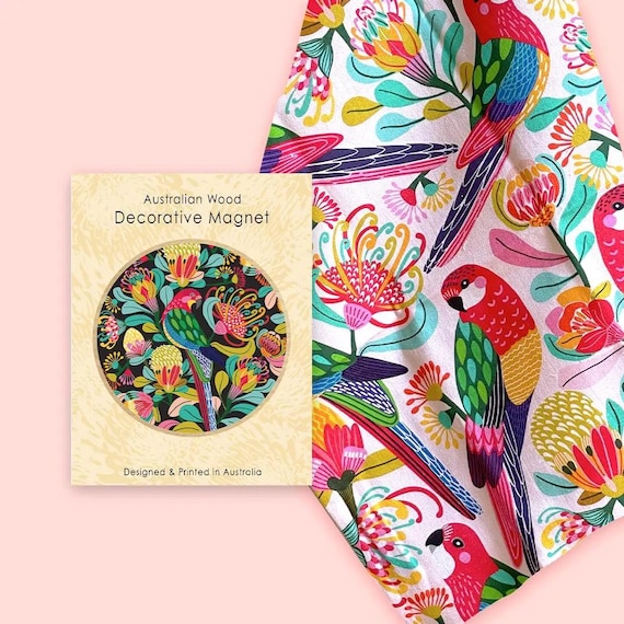 Home Decor Gift Set: Designer Tea Towel Rosella Paradise & Wooden