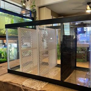 10 Gallon 3D Printed Aquarium Divider - Betta Tank Divider (NO TANK INCLUDED)