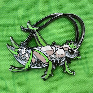 Mighty Earth Pin: Pebble Cricket