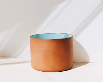 Ceramic Plant Pot | Handmade Pottery | Ceramic Planters | Homeware | Plant Pots | Stoneware Planters | Minimalist Ceramics | Terracotta Pots
