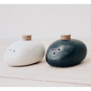 Handmade Ceramic Salt and Pepper Shakers | Pebble Design Salt and Pepper Shaker Set | Handmade Pottery | Minimalist Ceramics | Modern Home