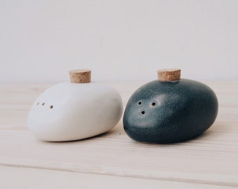 Ceramic Salt and Pepper Shakers | Handmade Pottery | Salt and Pepper Shakers | Tableware | Dinnerware | Salt and Pepper Set | Ceramics