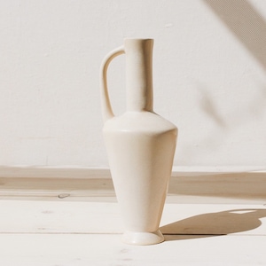 Ceramic Wine Pitcher | Handmade Pottery | Drink Ware | Stoneware | Ceramics | Minimalist | Pitchers | Water Pitcher