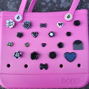 Bogg Bag Charm 20+ BLACK CHARMS Girly Flowers Rose Heart Bows Aesthetic Coquette Trendy Bows Bogg Beach Bag Pop In Bit