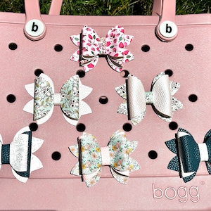 Vegan Leather Bow Bogg Bag Charm: Personalized Beach Bag Tag