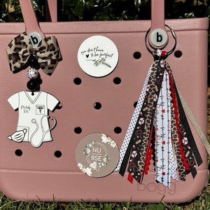 Personalized Bogg Bag Nurse Charm Tag Nurse Life Bit Pop In Hospital Handbag/Bookbag Charm Tag Custom Glitter Mom Bag Initials Tassel