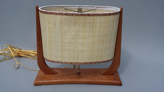 vh woolums lamp