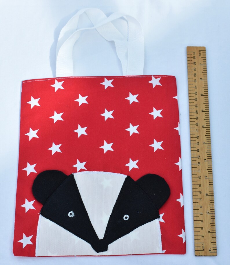 Child/'s Tote Bag Badger design