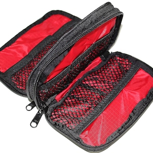 Fotografia Grizzly Shiloh, bolsa de vídeo para cartão de memória SD, CF, bateria, USB, baterias aa e aaa. Dois bolsos, 12 compartimentos.