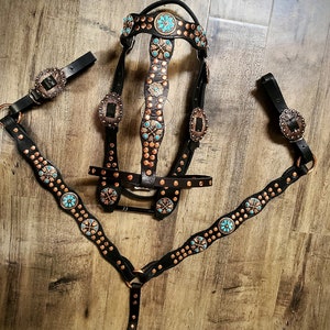 Baroque style parade tack set