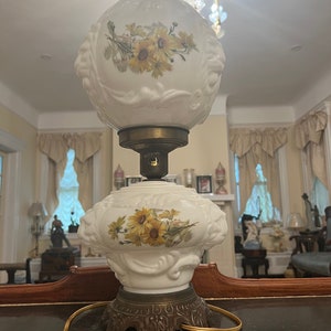Vintage Gone With The Wind Sun God Lamp Newly Rewired, Great Condition