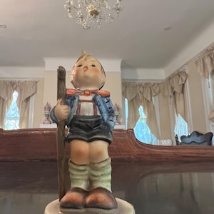 Goebel Hummel &quot;Little Hiker&quot; #16 2/0