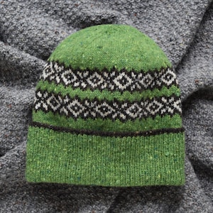 Women&#39;s Hand Knit Hat - Unisex Hat - Men&#39;s Hat - Winter Hat - Beanie - Soft Donegal Merino Tweed Hat - Multicolor Fair Isle Hat - Green Hat