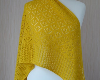 Hand Knit Yellow Triangular Lace Shawl: Alpaca & Peruvian Highland Wool Blend