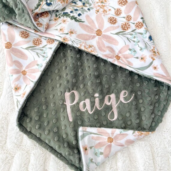 Baby Girl Daisies Blanket, Personalized Baby Blanket, Flowers Blanket, Floral Baby, Minky Blanket, Baby Shower Gift, Embroidered, Daisy