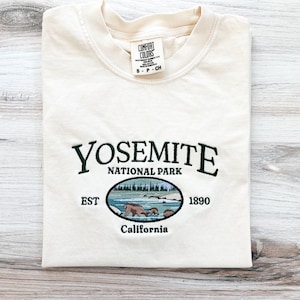 T-shirt couleurs confort Yosemite, chemise Parc national, T-shirt Californie, T-shirt brodé Yosemite, chemise brodée, chemise de randonnée, T-shirt rétro