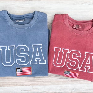 USA Embroidered Comfort Colors Sweatshirt, America Crewneck, Embroidered Sweatshirt, Personalized Crew, Varsity Sweatshirt, American Flag
