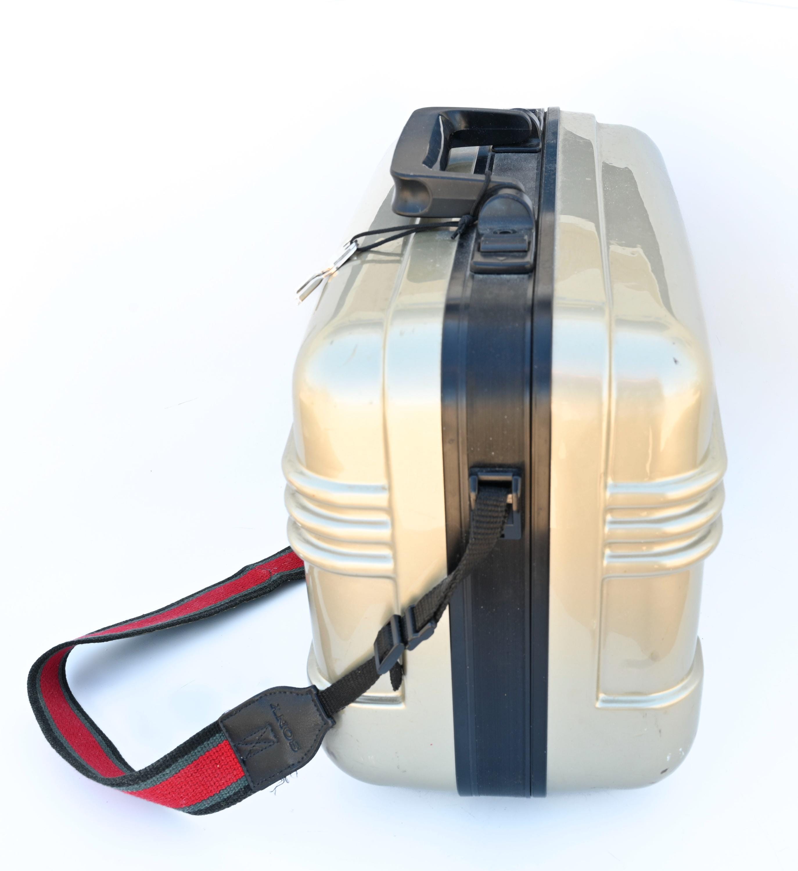 ヴィンテージ ソニー ビデオ8 カムコーダー用 ハードケース LC V814 ヴィンテージ ソニー ビデオ8 カムコーダー用 ハードケース LC V814