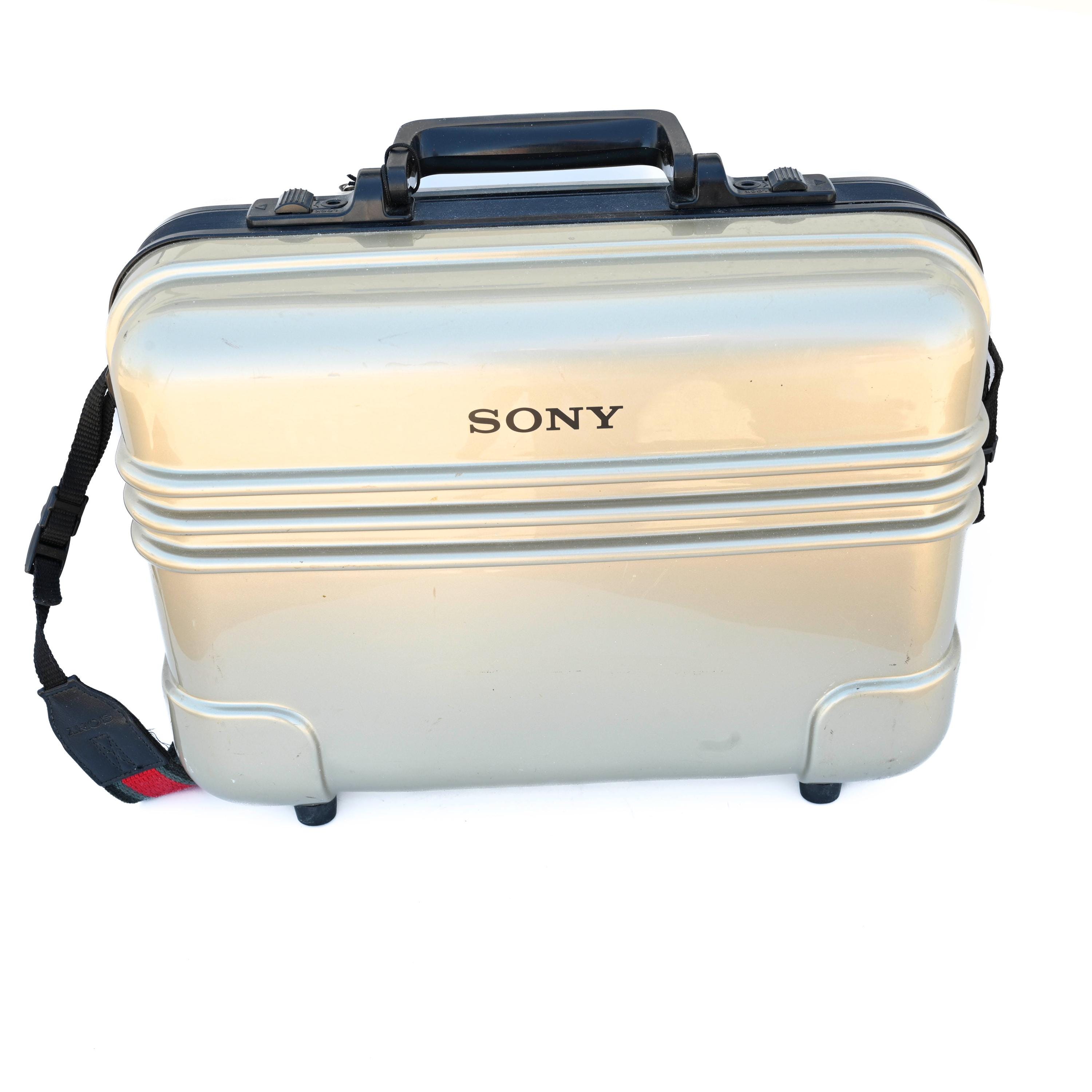 ヴィンテージ ソニー ビデオ8 カムコーダー用 ハードケース LC V814 Vintage Sony Video 8 Camcorder Hard Case LC V814 With Keys - Etsy UK