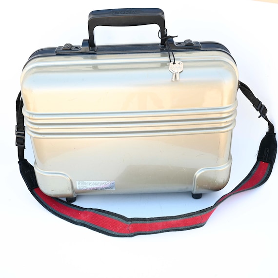 Vintage Sony Video 8 Camcorder Hard Case LC V814 With Keys - Etsy