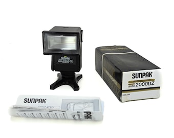 Sunpak Multi Dedicated Thyristor Auto 2000DZ Flash - Fully Functional and Tested - 30 Day Guarantee