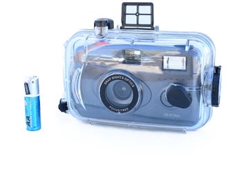 Vintage Snapsight 35mm Underwater Camera | Retro Surf Snorkeling & Pool Vibes