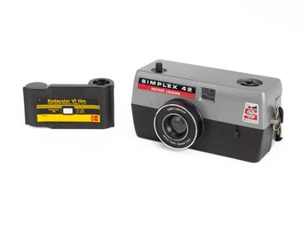 Vintage Simplex 42 Instamatic Camera with Film Cartridge