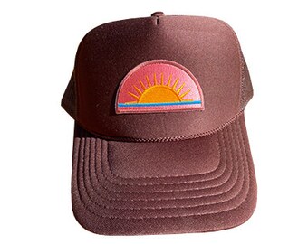 Chapeau rose/camionneur de sunset club