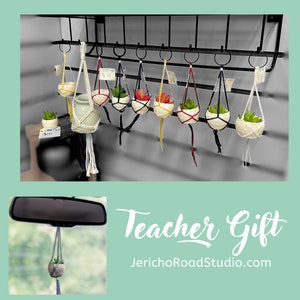 Handgemachter Mini-Blumentopf mit Makramee-Anhänger: Autoanhänger