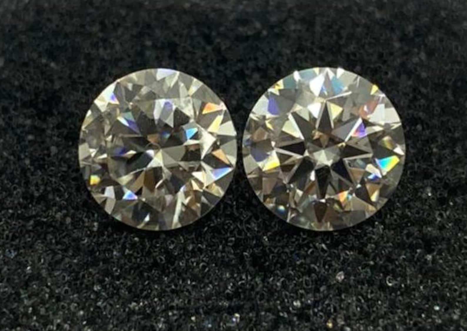 Pair of Natural Moissanite 3.535 Ct. 8x8x5 MM Round Shaped Etsy