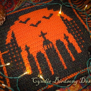 MODELLO PDF - Mosaico sovrapposto all'uncinetto quadrato Spooky Moon serie "Grave Yard", Halloween, inquietante, notturno, spaventoso, lapide, cimitero, lunare, RIP