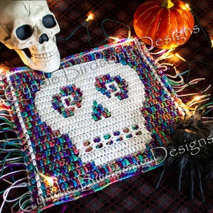 PDF PATTERN - "Halloween - Scary Skull" Mosaic Crochet Square for trick-or-treat decor & bags, witchy theme, spooky, goth