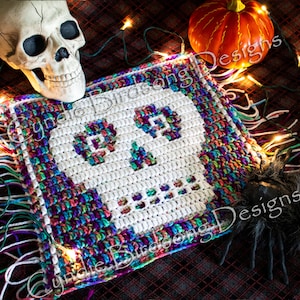 WZÓR PDF - „Halloween - Straszna Czaszka” Mozaika Szydełkowa Kwadratowa do dekoracji i torebek na Halloween, motyw czarownic, upiorny, gotycki