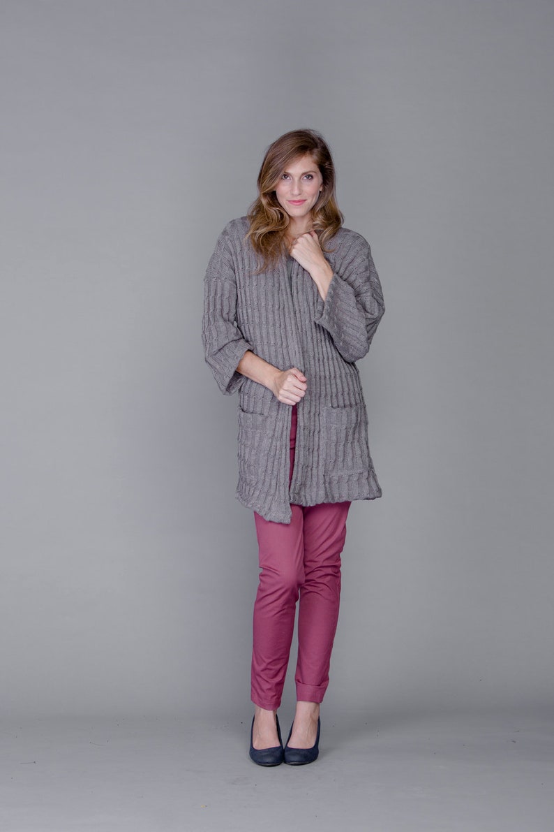 Oversized Sweaters for Women Cardigan with Pockets Winter Sweater Tailored Cardigan Grey Sweater for women Winter Fashion Long Sweater