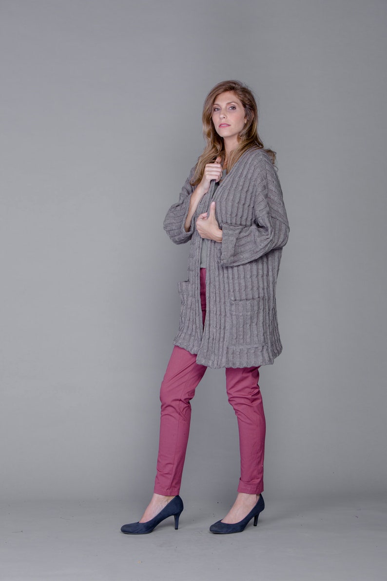 Oversized Sweaters for Women Cardigan with Pockets Winter Sweater Tailored Cardigan Grey Sweater for women Winter Fashion Long Sweater