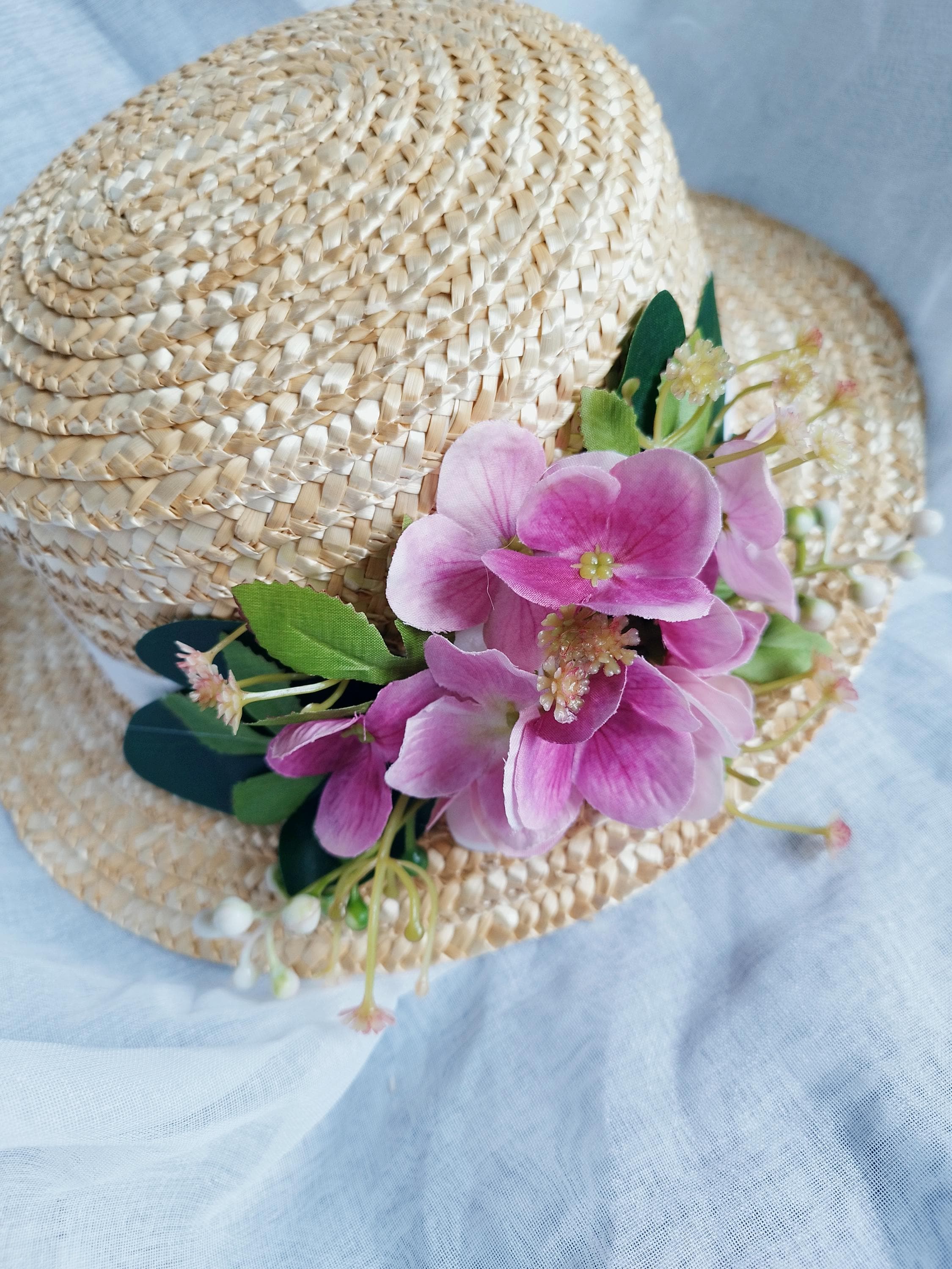 FABULOUS VINTAGE LAVENDER STRAW HAT WITH LARGE FABRIC FLOWER AND LEAVES Bucket Babe NEW 2026 STYLE - 4 main image 2