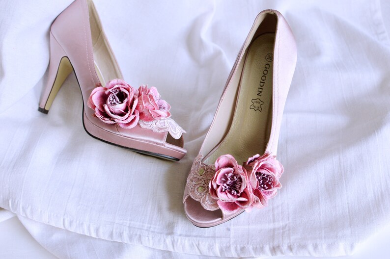 dusty pink bridal shoes