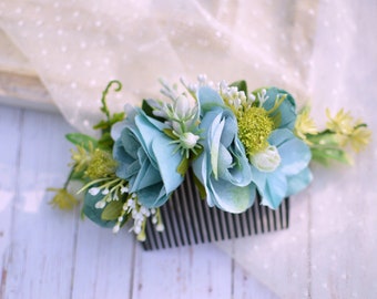 Blue bridal hair comb, Teal Blue hair comb, Bridal hair comb, Blue floral hair comb, Blue wedding hair comb, Spring hair piece, Lime green