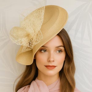 Cream derby hat ivory straw style hat beige wedding hat with netting womens races hat cream netting fascinator elegant special event hat