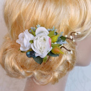 Bridal hair flower, Floral hair vine, Wedding hair flower, Wedding hairpiece, Flower hair clip, Floral hair clip, Blueberry roses blue white